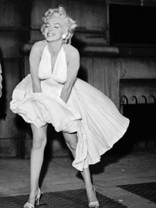 Gaun Marilyn Monroe